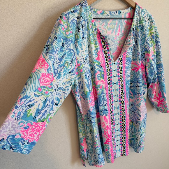 Lilly Pulitzer Karina Tunic - Picture 4 of 9